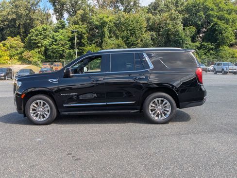 Used 2023 GMC Yukon SLT AWD/4WD image 6
