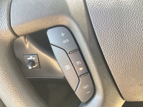 New 2026 Chevrolet Express 2500 w/ Driver Convenience Package RWD image 23
