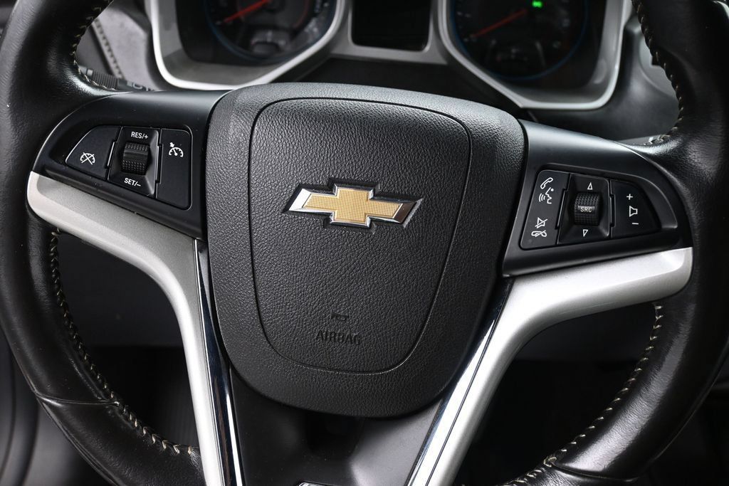 Used 2013 Chevrolet Camaro SS RWD image 13