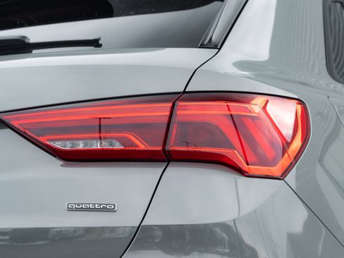 Certified 2025 Audi Q3 2.0T Premium w/ Convenience Package image 28