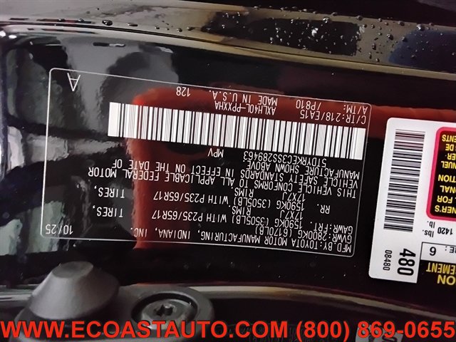 Used 2025 Toyota Sienna XLE FWD image 19