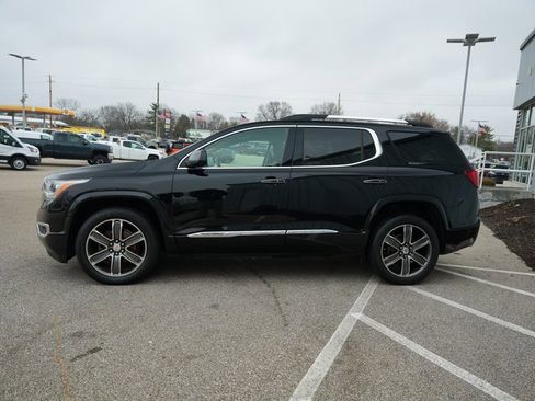 Used 2018 GMC Acadia Denali w/ Technology Package image 4