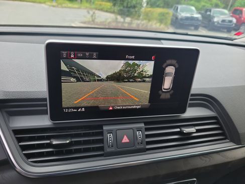 Used 2018 Audi Q5 Prestige AWD/4WD image 36