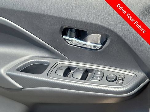 Used 2025 Nissan Versa SV w/ Trunk Package FWD image 15