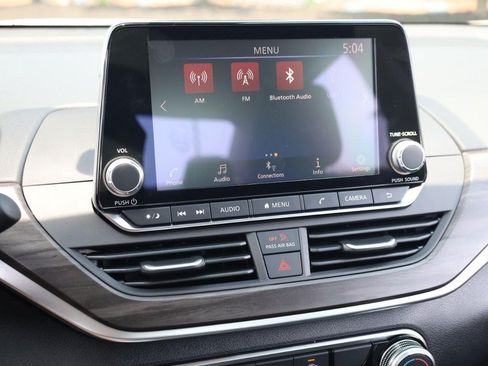 New 2026 Nissan Altima 2.5 SV FWD image 9