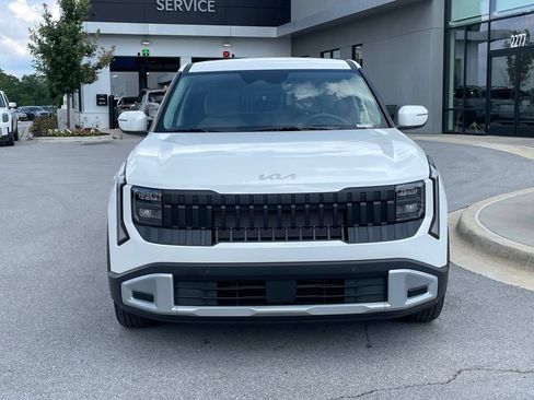 New 2027 Kia Seltos LX FWD image 2