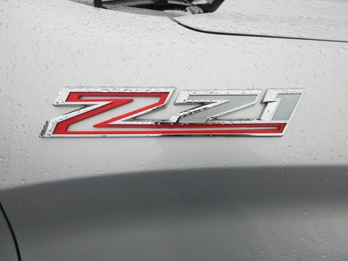 Used 2020 Chevrolet Silverado 1500 LT Trail Boss image 10