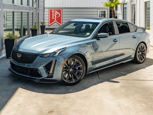 Used 2023 Cadillac CT5 V Blackwing w/ Carbon Fiber Package 2 RWD image 2