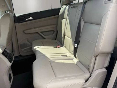 Used 2022 Volkswagen Atlas SE FWD image 12