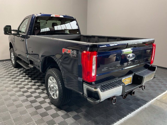 Used 2023 Ford F350 XLT w/ FX4 Off-Road Package AWD/4WD image 9