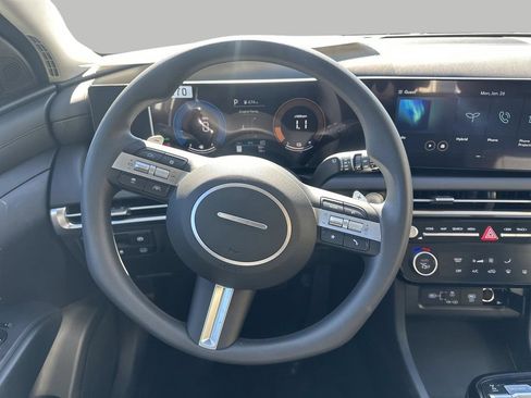 New 2026 Hyundai Tucson Blue SE AWD/4WD image 10