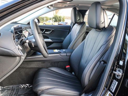 New 2026 Mercedes-Benz E 350 4MATIC Sedan image 17