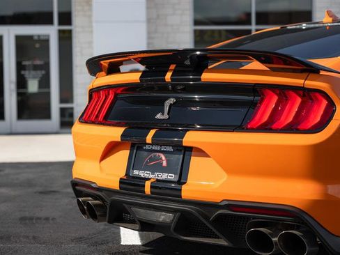 Used 2020 Ford Mustang Shelby GT500 w/ Technology Package image 17