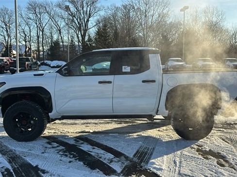 New 2026 Toyota Tacoma TRD Pro w/ Tow Tech Package image 4