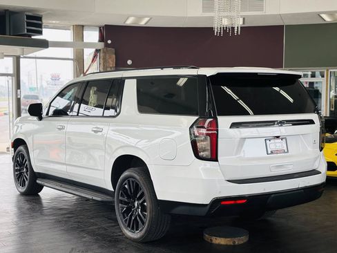 Used 2021 Chevrolet Suburban RST AWD/4WD image 13