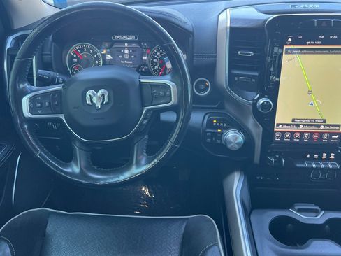 Used 2019 RAM 1500 Laramie AWD/4WD image 15