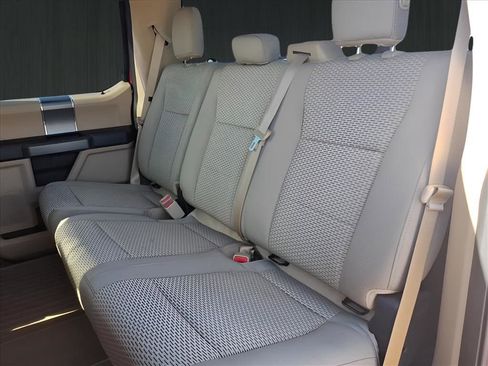 Used 2016 Ford F150 XLT w/ Equipment Group 301A Mid image 15