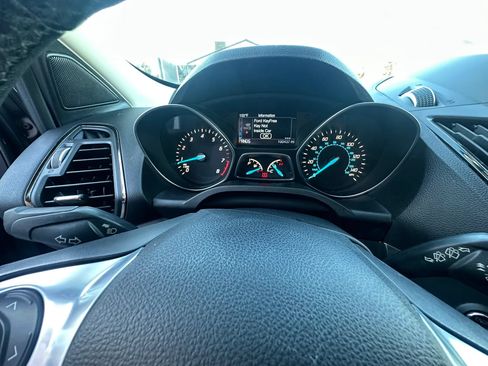 Used 2016 Ford Escape Titanium w/ Equipment Group 301A AWD/4WD image 28