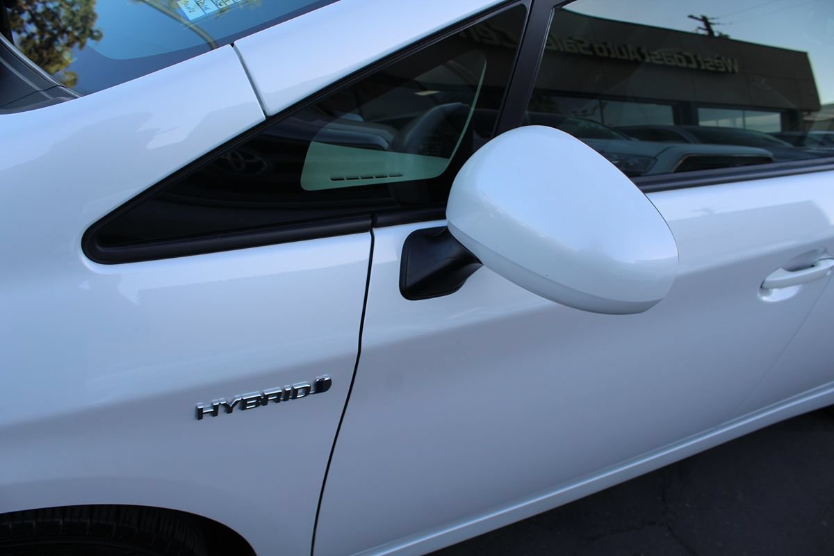 Used 2014 Toyota Prius Four FWD image 12