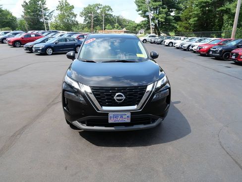 Used 2023 Nissan Rogue S AWD/4WD image 3