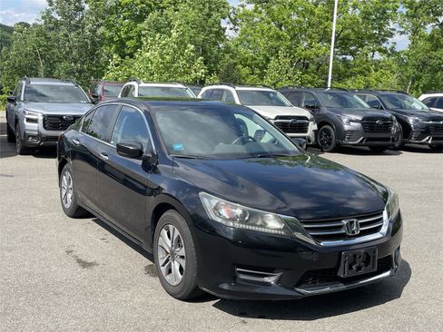 Used 2015 Honda Accord LX image 7