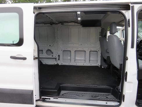 Used 2019 Ford Transit 250 148 Low Roof RWD image 32