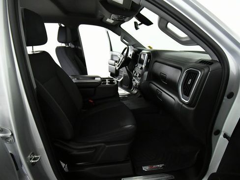 Used 2020 Chevrolet Silverado 1500 LT w/ All-Star Edition image 22