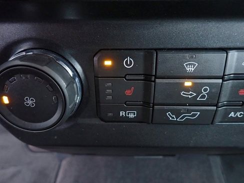 Used 2018 Ford F150 XLT w/ Equipment Group 302A Luxury image 25