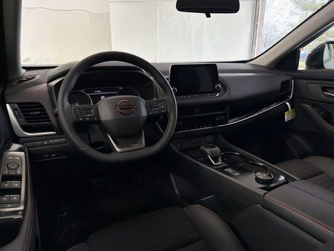 New 2026 Nissan Rogue SV AWD/4WD image 19