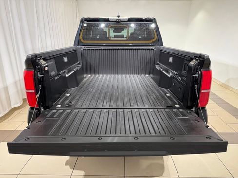 New 2026 Toyota Tacoma TRD Off-Road AWD/4WD image 11
