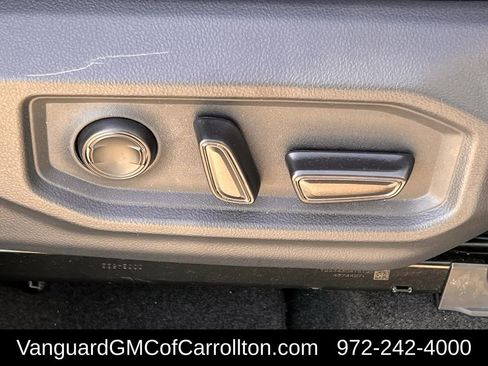 Used 2023 Toyota Tundra Limited image 27