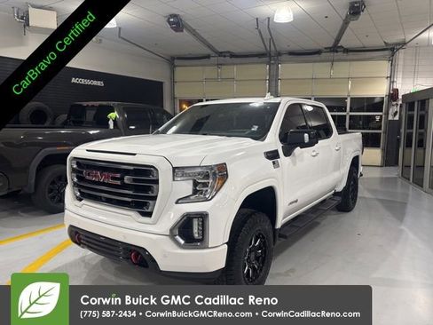 Certified 2020 GMC Sierra 1500 AT4 w/ AT4 Premium Package AWD/4WD image 1