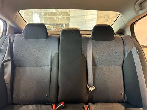 Used 2025 Nissan Versa SV FWD image 37