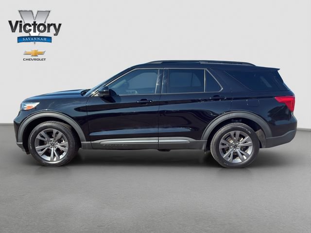 Used 2022 Ford Explorer XLT w/ Equipment Group 202A AWD/4WD image 4