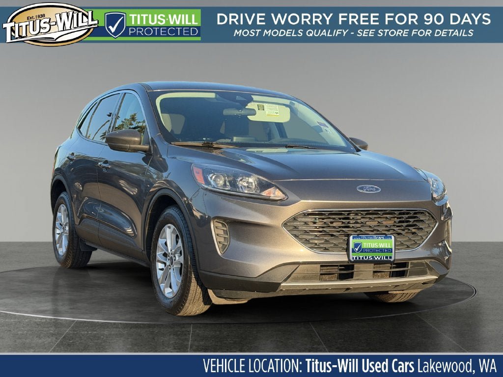 Used 2022 Ford Escape SE FWD image 1