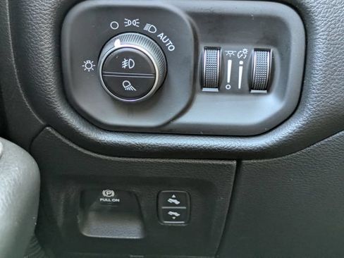 New 2026 RAM 1500 Big Horn AWD/4WD image 19