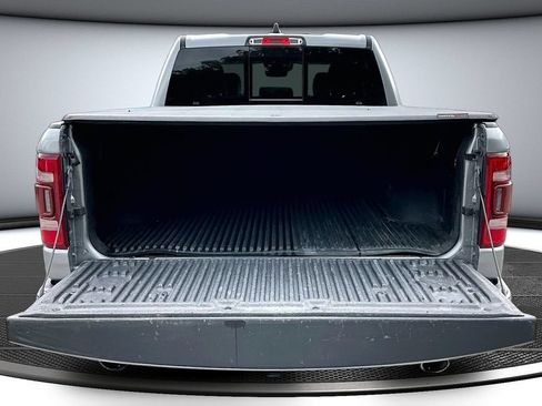 Used 2021 RAM 1500 Laramie AWD/4WD image 7