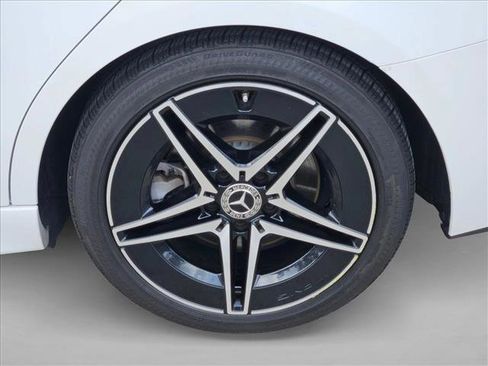 Used 2023 Mercedes-Benz C 300 Sedan image 22