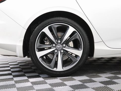 Used 2025 Acura TLX w/ Technology Package image 6