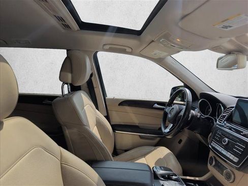 Certified 2017 Mercedes-Benz GLS 550 4MATIC image 23