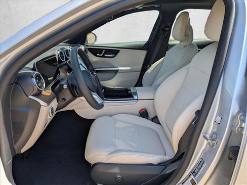 Used 2025 Mercedes-Benz C 300 Sedan image 3