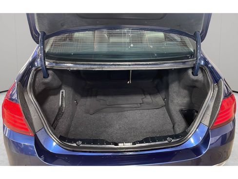 Used 2016 BMW 535i xDrive Sedan AWD/4WD image 12