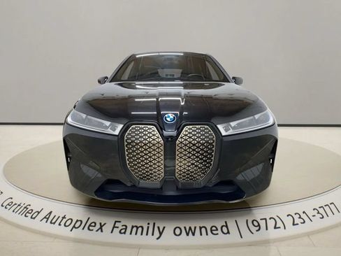 Used 2024 BMW iX xDrive50 w/ Premium Package AWD/4WD image 8