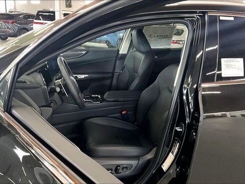 New 2026 Lexus NX 350h AWD w/ Premium Package image 9