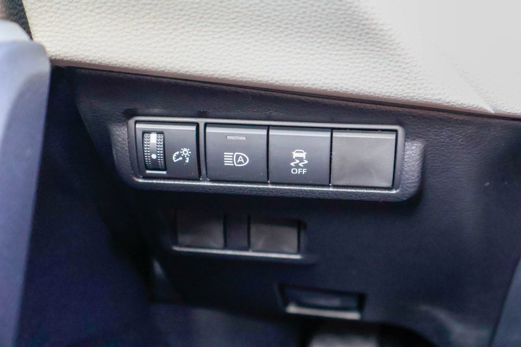 New 2026 Toyota Corolla Cross LE FWD image 15