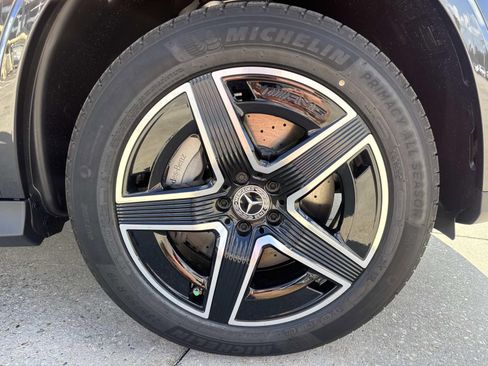 New 2026 Mercedes-Benz GLC 300 4MATIC image 3