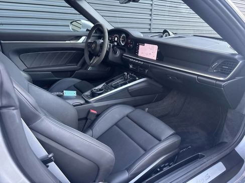 Certified 2024 Porsche 911 Turbo AWD/4WD image 22