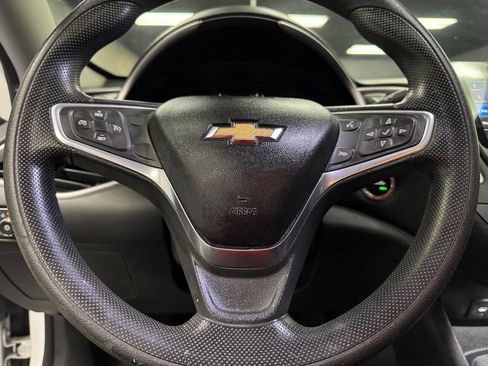 Used 2019 Chevrolet Malibu LS image 25