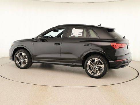 New 2025 Audi Q3 2.0T Premium image 3