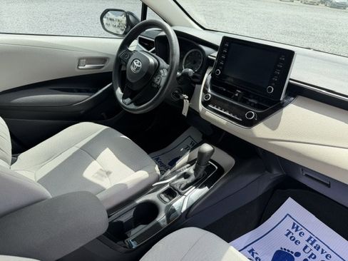 Used 2020 Toyota Corolla LE FWD image 8